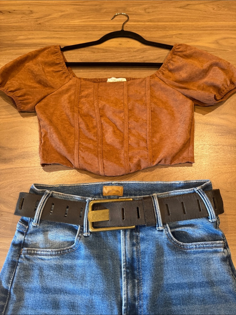 Kirious Puff Sleeve Crop Top- NWOT-size small